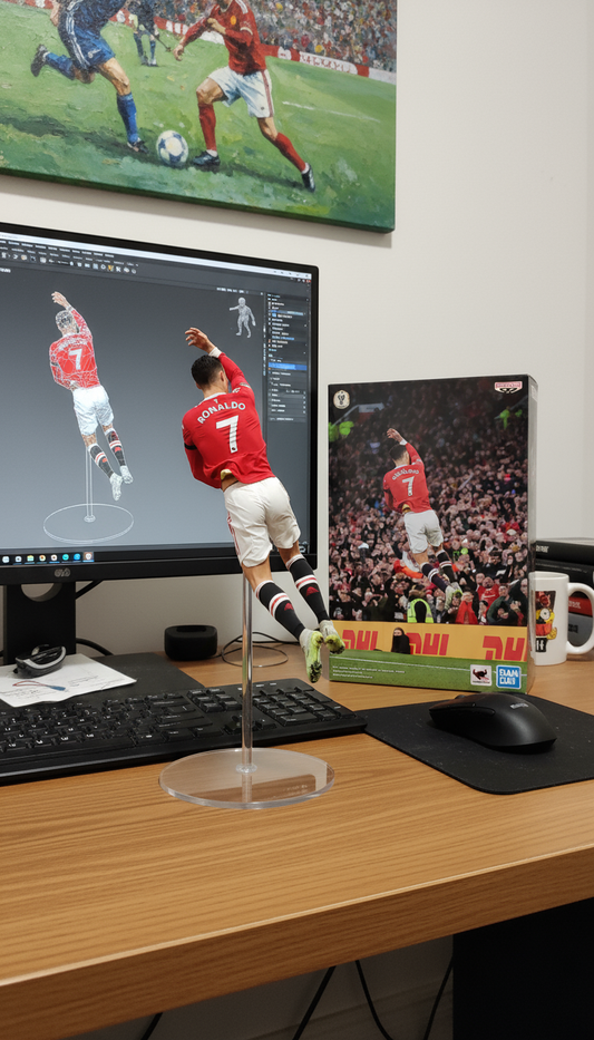 Cristiano Ronaldo 'SIU Celebration' Figurine | Real Madrid