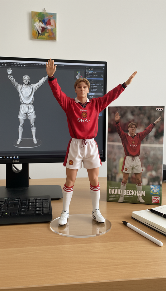 David Beckham Collectible Figurine | Manchester United Celebration