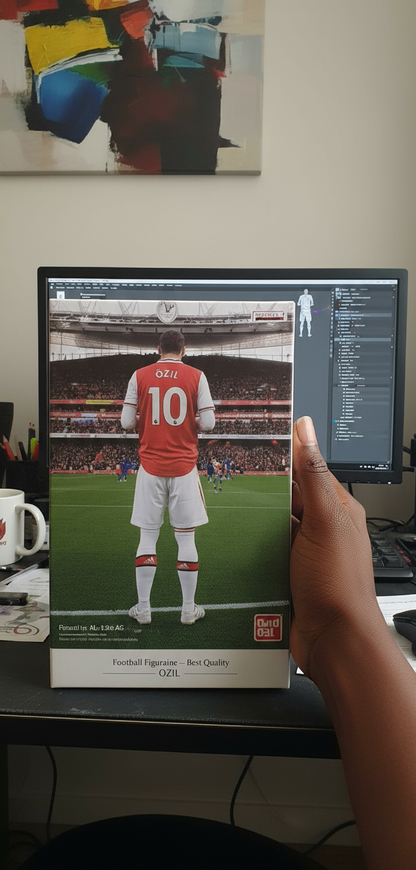 Mesut Ozil Colectibille Figurine | Arsenal FC